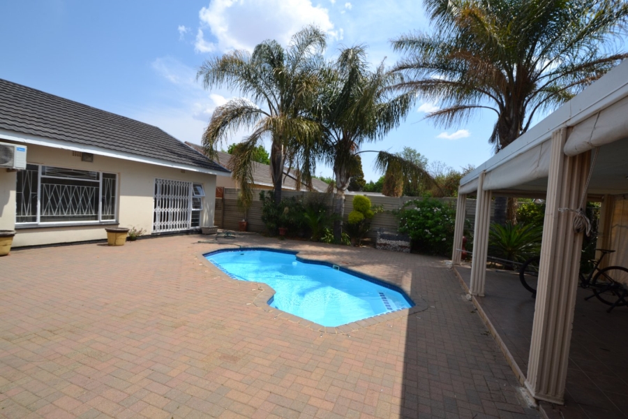 4 Bedroom Property for Sale in Jan Cillierspark Free State